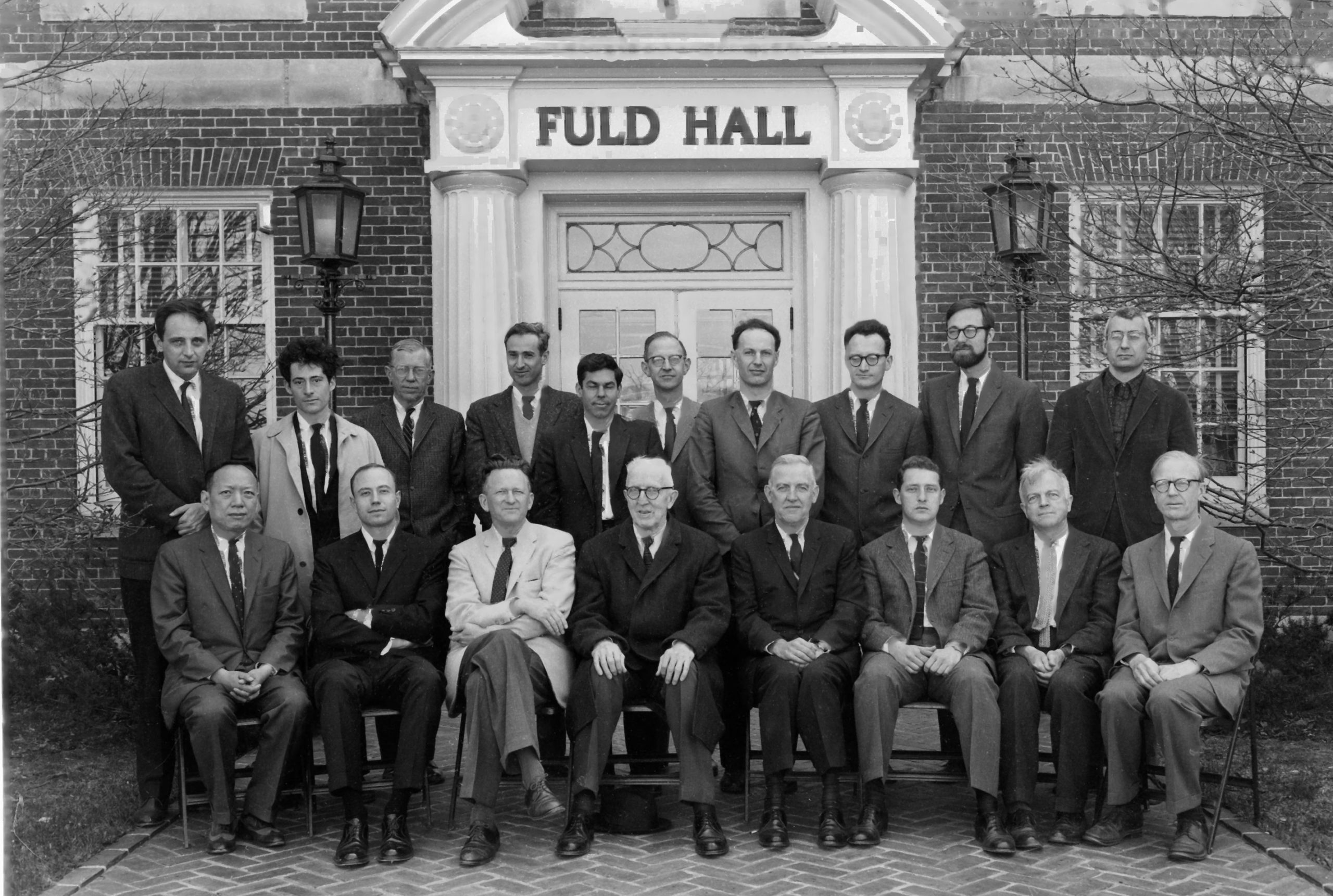 Symposium on Differential Topology, April 2-5, 1963 in at the Institute for Advanced Study in Princeton, a conference in the honoor of Marston Morse: Left to right top: Bott, Raoul, 1923-2005, Mazur, Barry Hedlund, Gustav Arnold, 1904- Frankel, Theodore, 1929- Smale, Stephen, 1930- Kuiper, Nicolaas Hendrik Adams, John Frank Browder, William Milnor, John Willard, 1931- Kervaire, Michel A.  Chern, Shiing-Shen, 1911-2004 Pohrer, Robert G.  Selberg, Atle Morse, Marston, 1892-1977 Leighton, Walter, 1907- Hirsch, Morris W., 1933- Cairns, Stewart Scott, Whitney, Hassler
