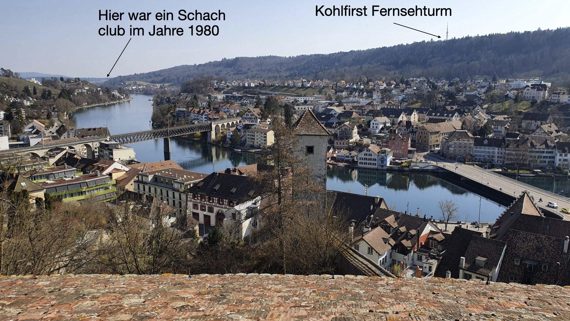 The chess club in Schaffhausen had been in a cool location in a small castle near the rhein. 